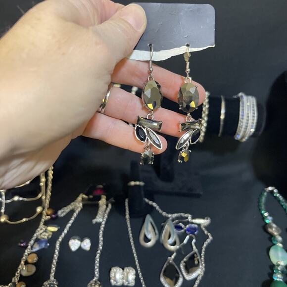 Vintage To Now Lot Silver tone Jewelry Necklace Bracelet Earrings Ring Owl - Picture 10 of 11